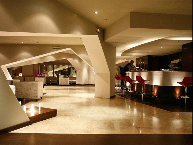 فندق ريبيرا دي تريانا إشبيلية المظهر الخارجي الصورة